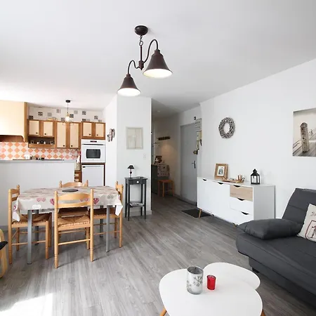 F2 6 Couchages Centre-ville Proche Thermes - Fr-1-415-15 *